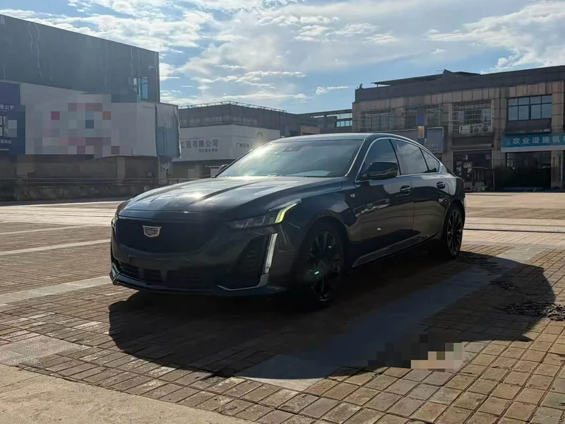 Cadillac CT5 — фото 3