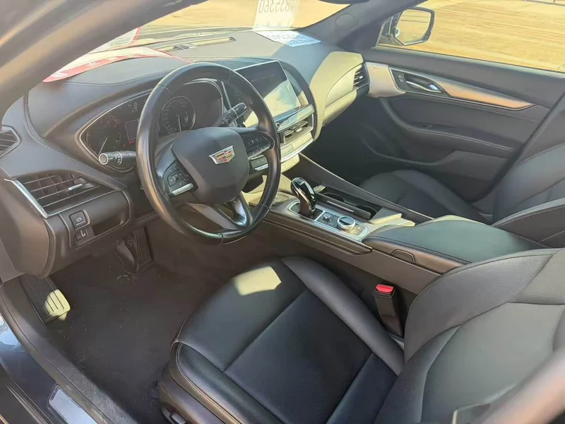 Cadillac CT5 — фото 4