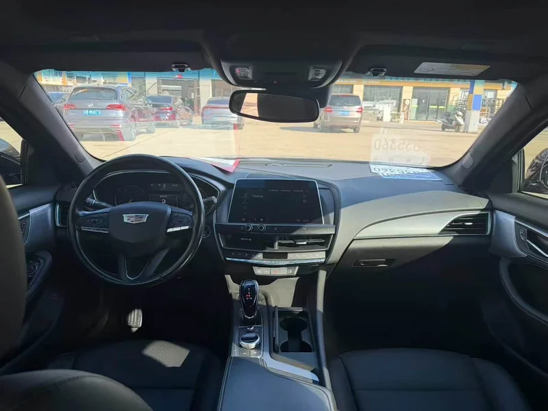 Cadillac CT5 — фото 5