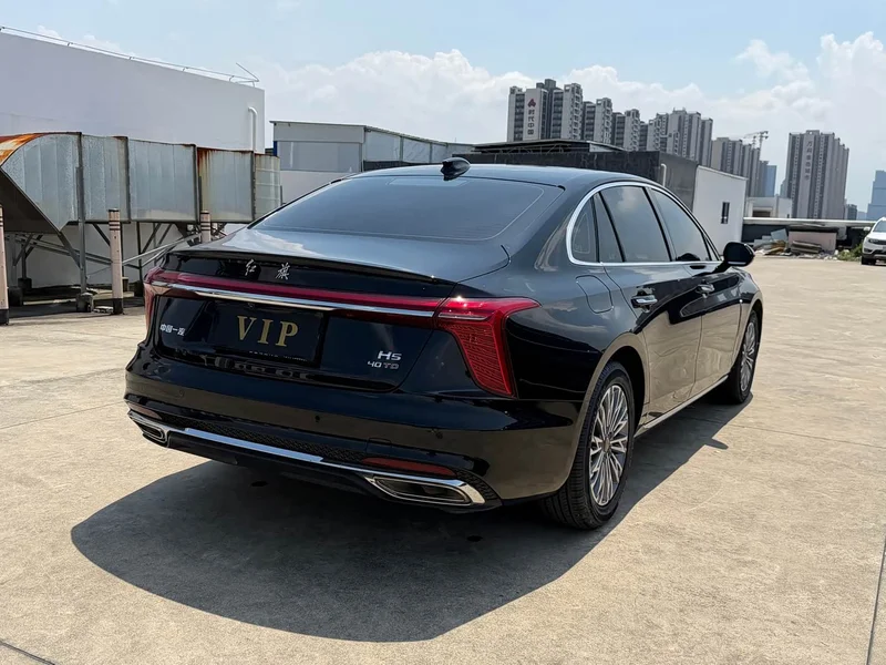 Hongqi H5 — фото 15