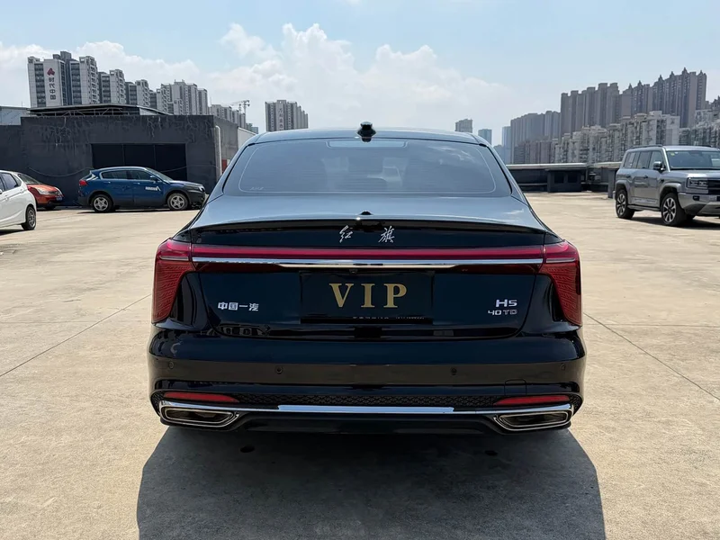 Hongqi H5 — фото 16