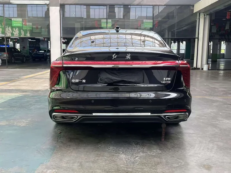 Hongqi H5 — фото 12