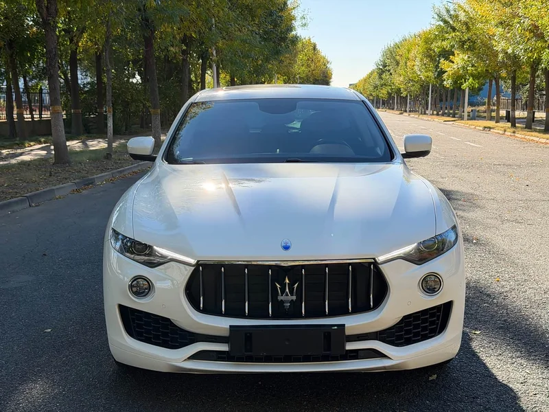 Maserati Levante — фото 2