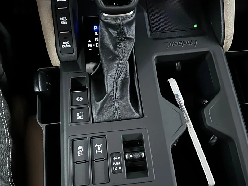 Toyota Prado — фото 16