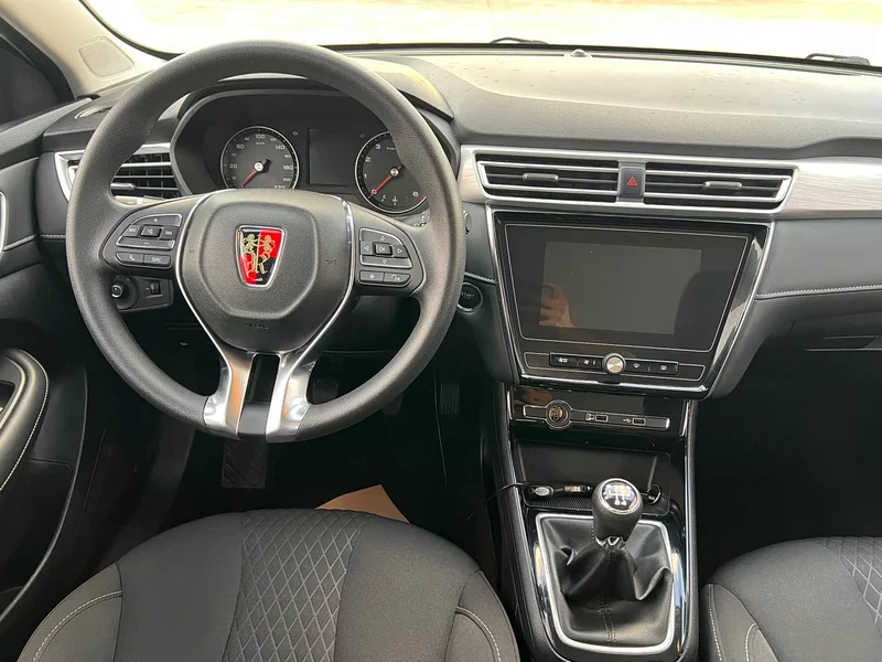 Roewe i5 — фото 12