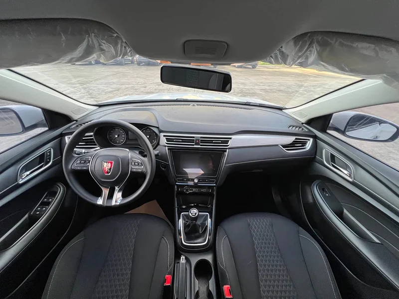 Roewe i5 — фото 13