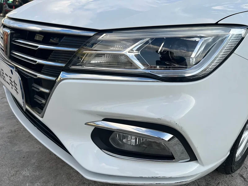Roewe i5 — фото 15