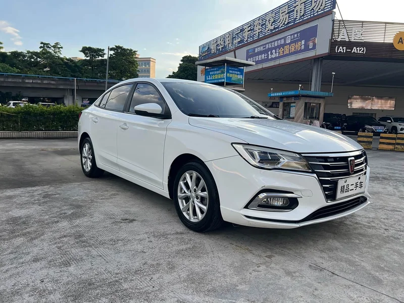 Roewe i5 — фото 3