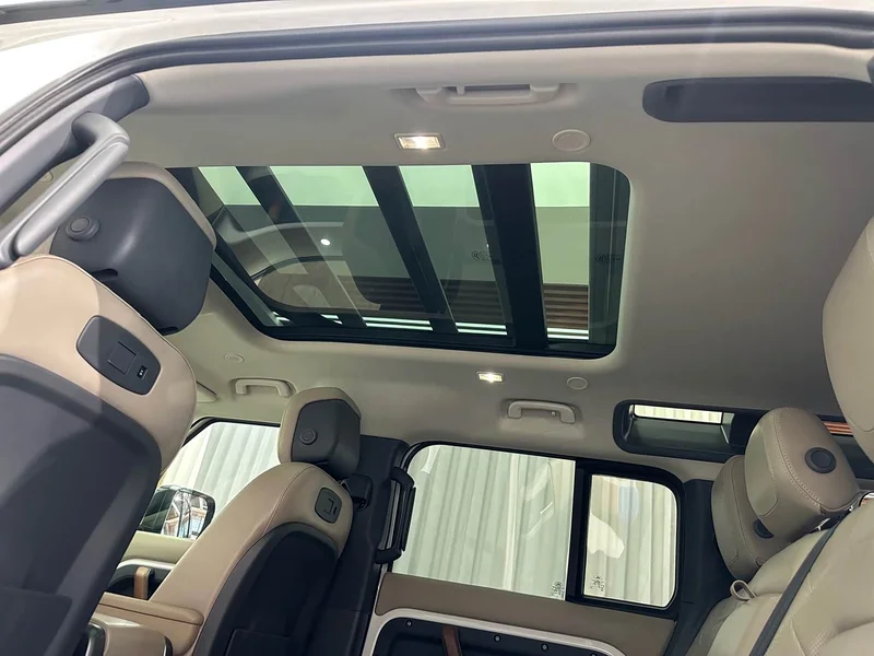 Land Rover Defender — фото 14