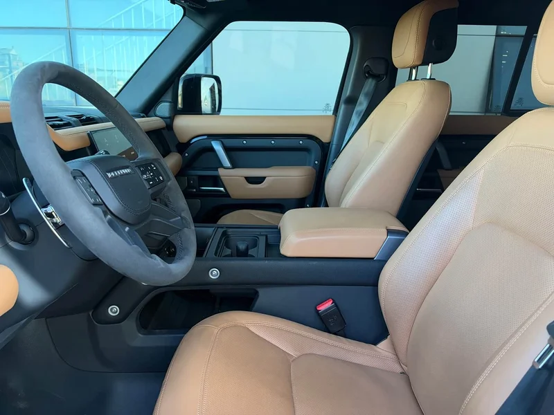 Land Rover Defender — фото 12
