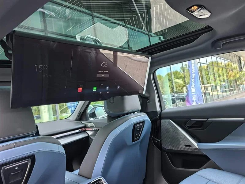 BMW i5 — фото 15