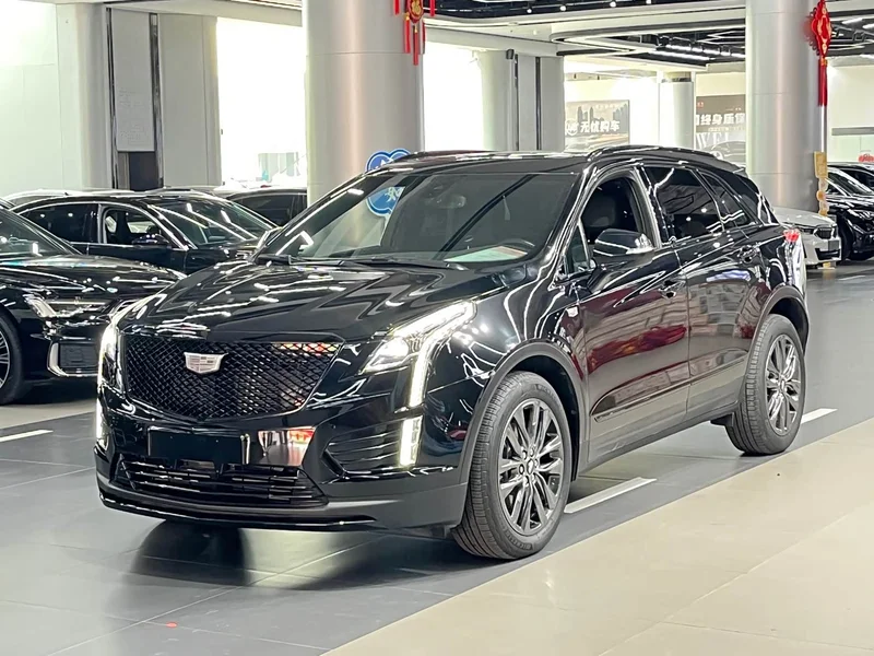 Cadillac XT5 — фото 1