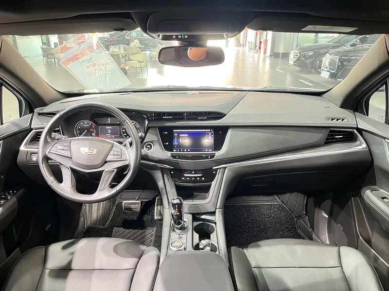 Cadillac XT5 — фото 5
