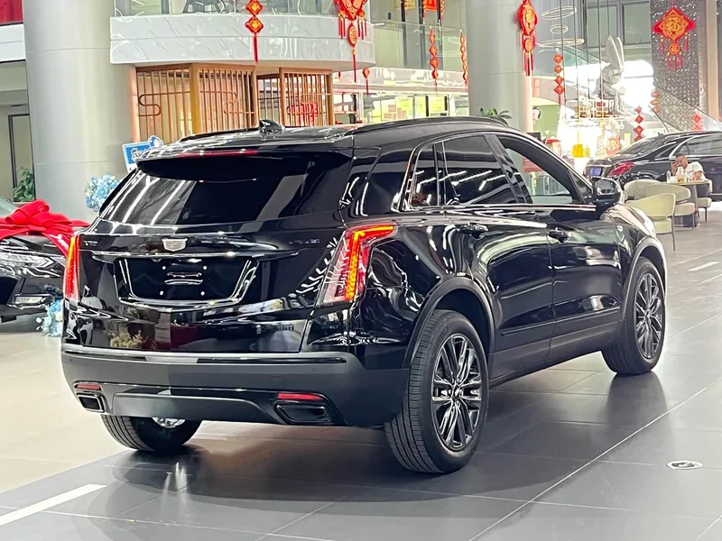 Cadillac XT5 — фото 7