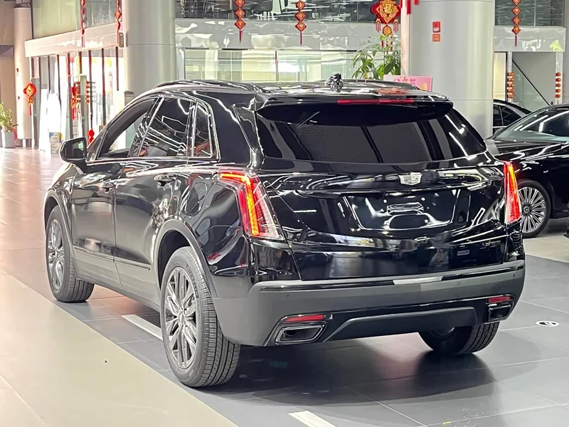 Cadillac XT5 — фото 9