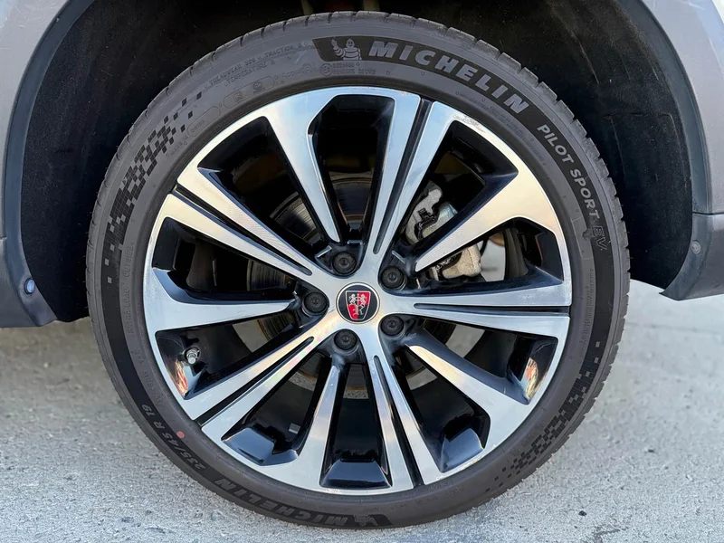 Roewe RX5 eMAX — фото 8