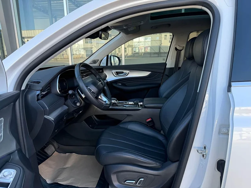 Roewe RX5 eMAX — фото 10