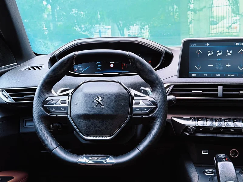 Peugeot 5008 — фото 20