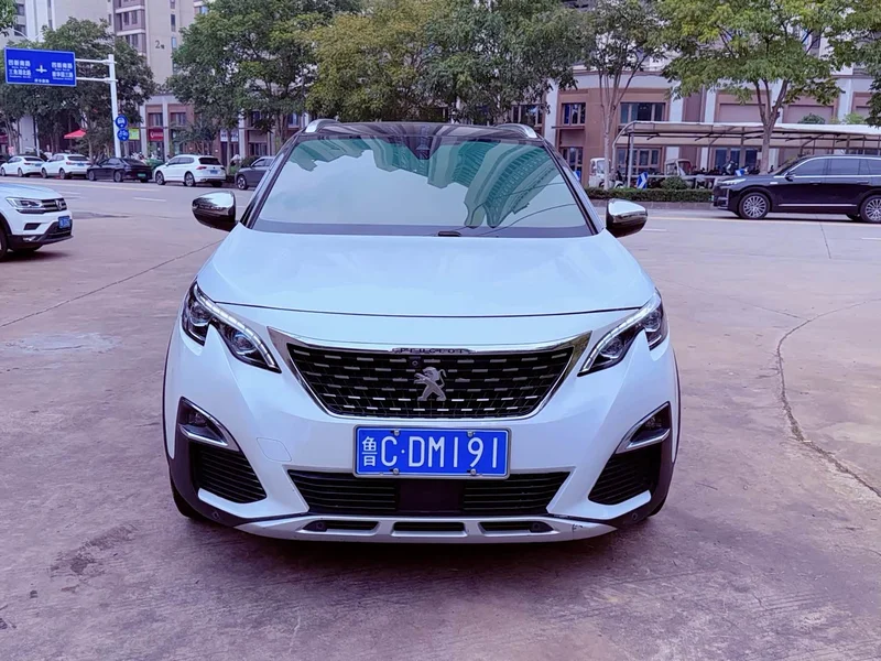 Peugeot 5008 — фото 2