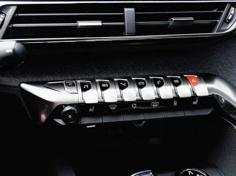 Peugeot 5008 — фото 26
