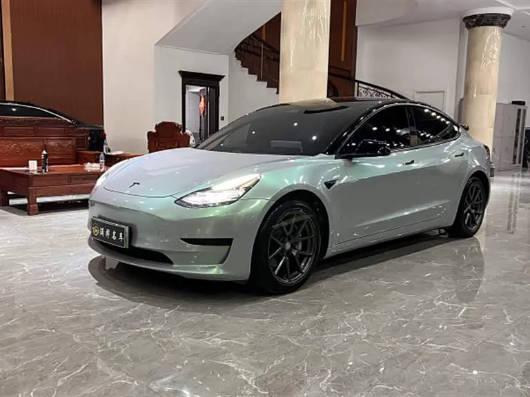 Tesla Model 3 — фото 23