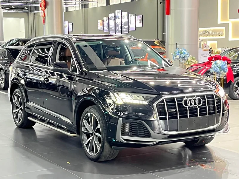 Audi Q7 — фото 3