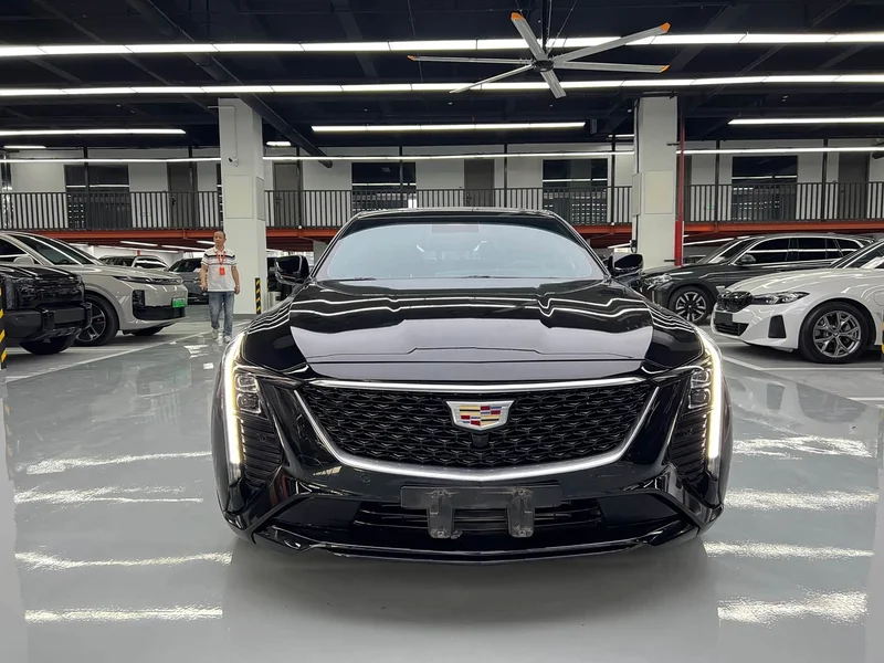 Cadillac CT5 — фото 2