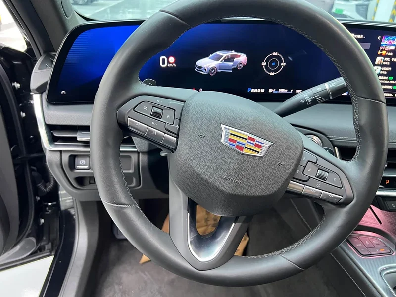 Cadillac CT5 — фото 5
