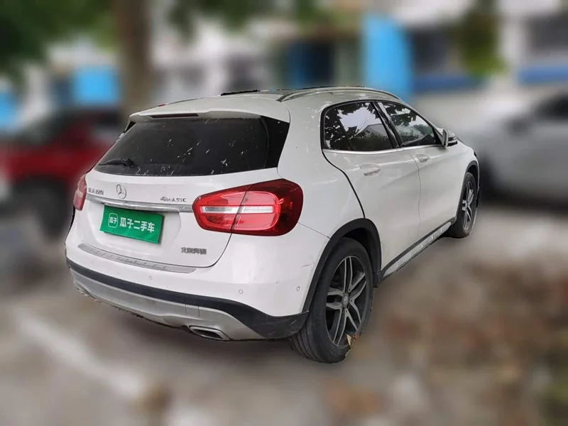 Mercedes-Benz GLA — фото 6