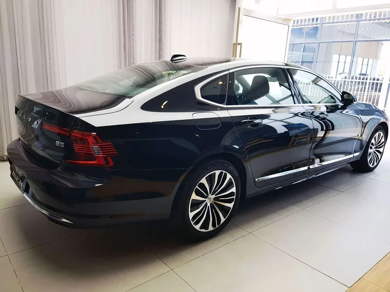 Volvo S90 — фото 6