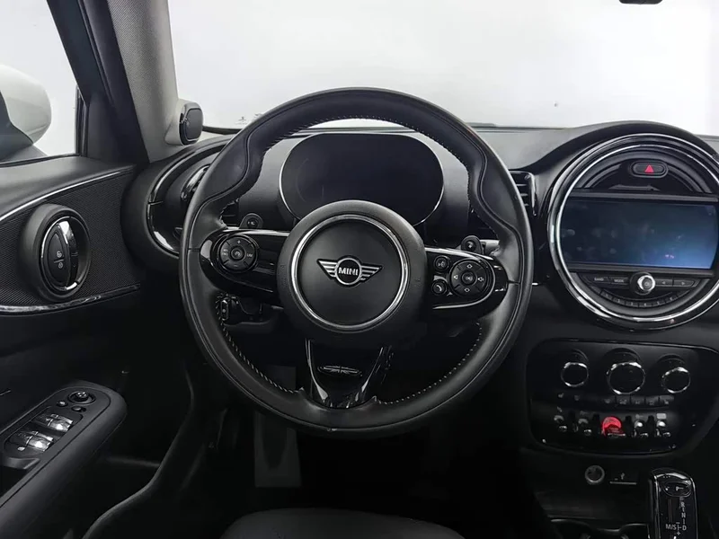 MINI CLUBMAN — фото 11