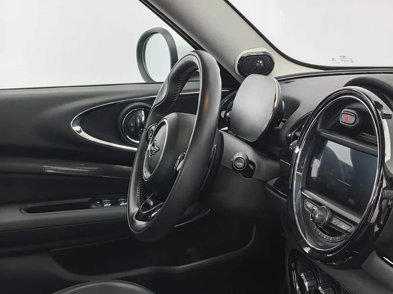 MINI CLUBMAN — фото 22