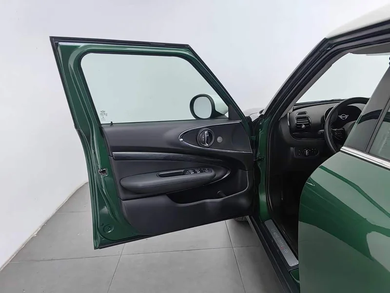 MINI CLUBMAN — фото 8