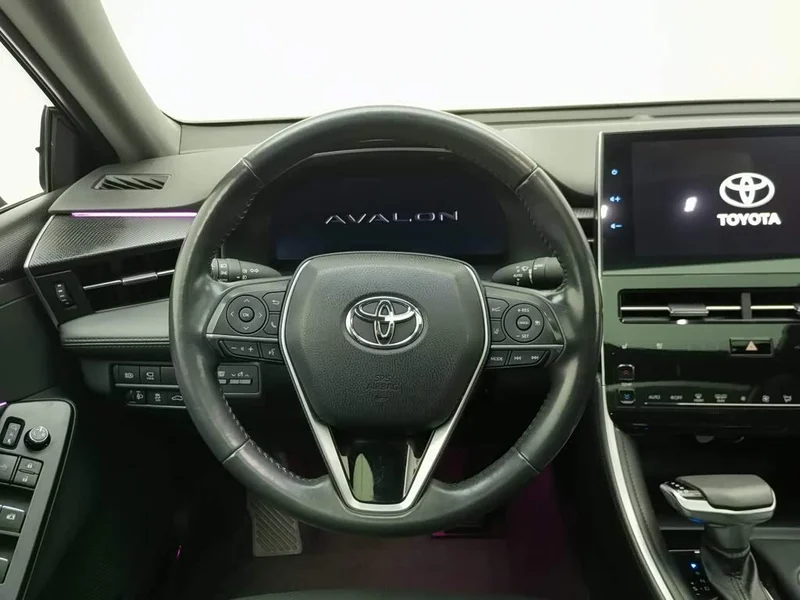 Toyota Avalon — фото 11