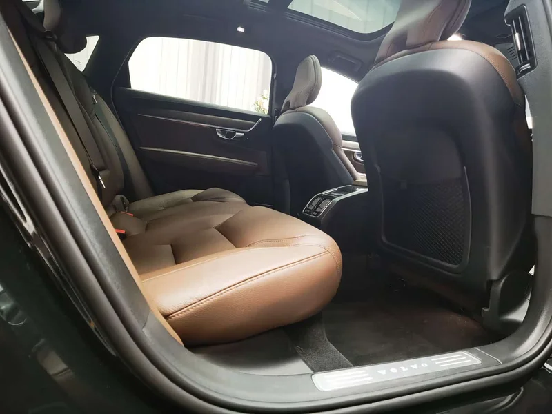 Volvo S90 — фото 12