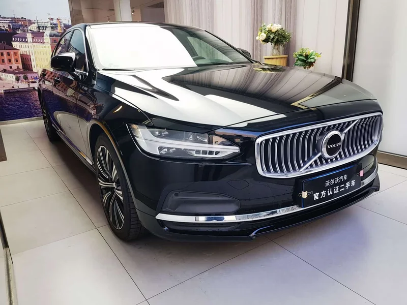 Volvo S90 — фото 3