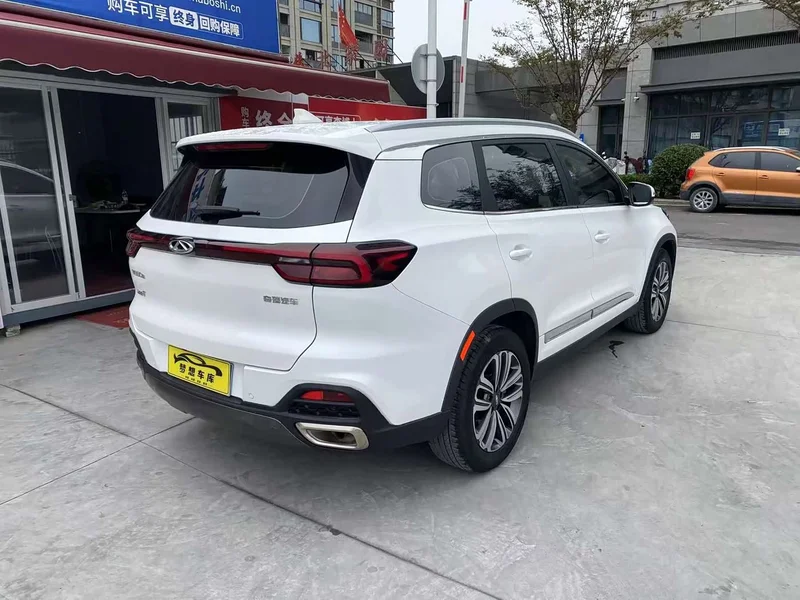Chery Tiggo 8 — фото 3