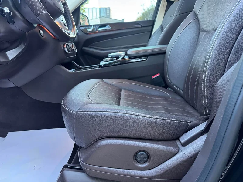 Mercedes-Benz GLS — фото 11