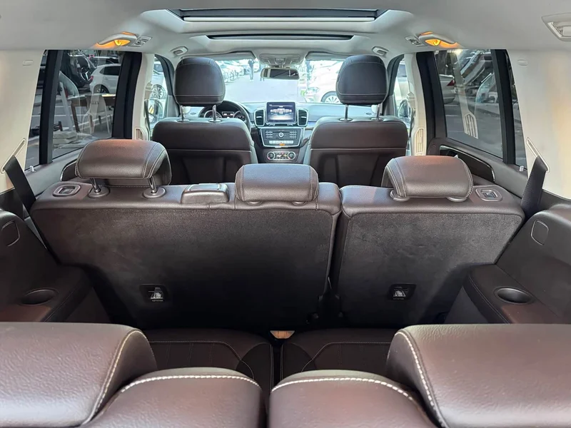 Mercedes-Benz GLS — фото 13