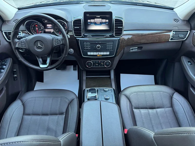 Mercedes-Benz GLS — фото 16