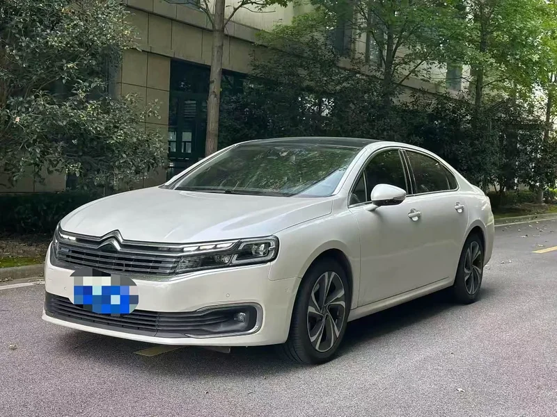 Citroën C6 — фото 1