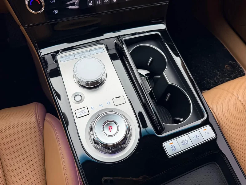 Genesis G80 — фото 15