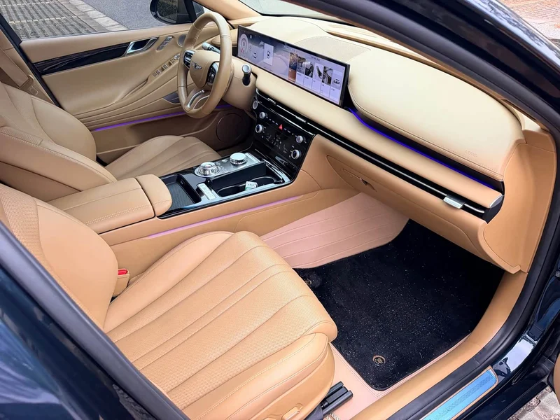 Genesis G80 — фото 19