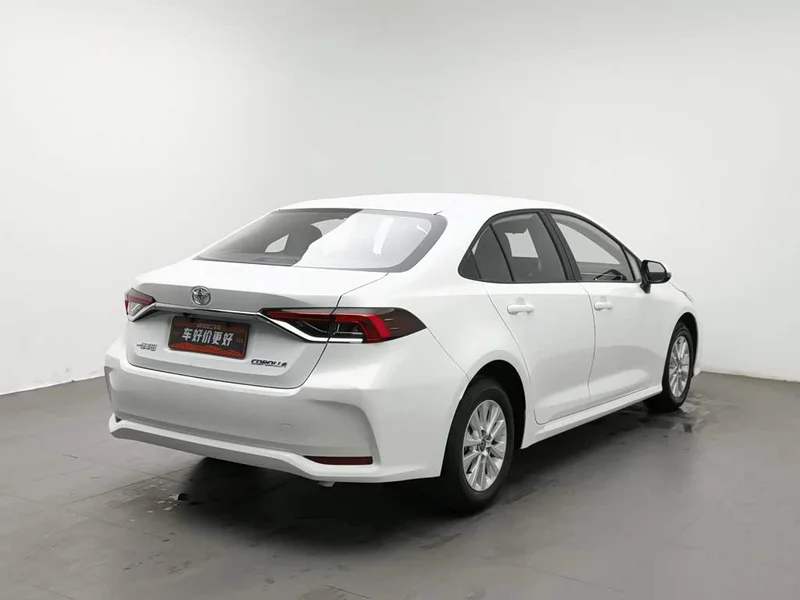 Toyota Corolla — фото 2