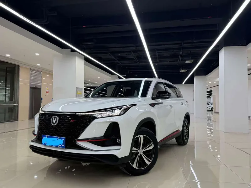 Changan CS75PLUS — фото 1