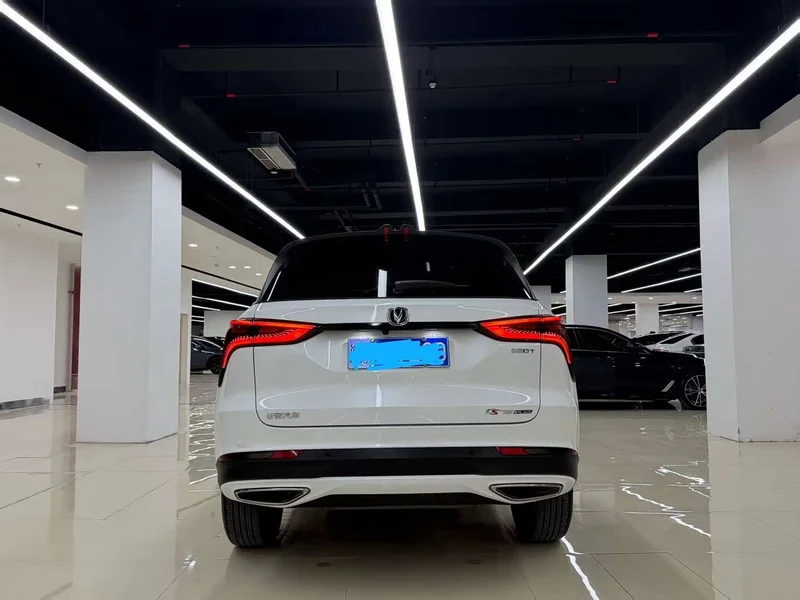 Changan CS75PLUS — фото 3