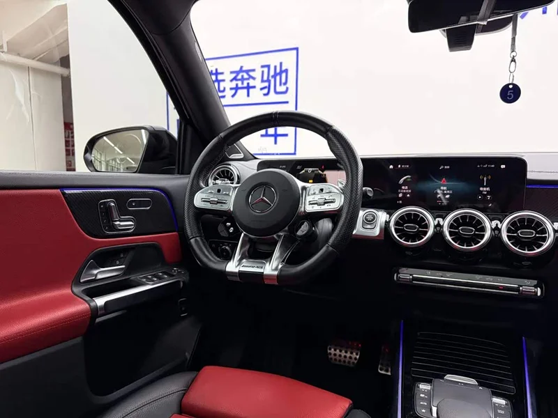 Mercedes-Benz GLB AMG — фото 17