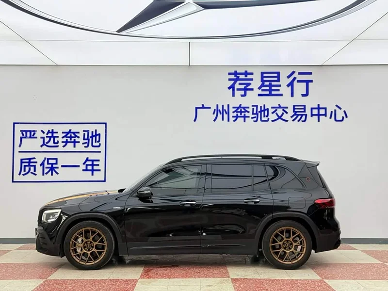 Mercedes-Benz GLB AMG — фото 5