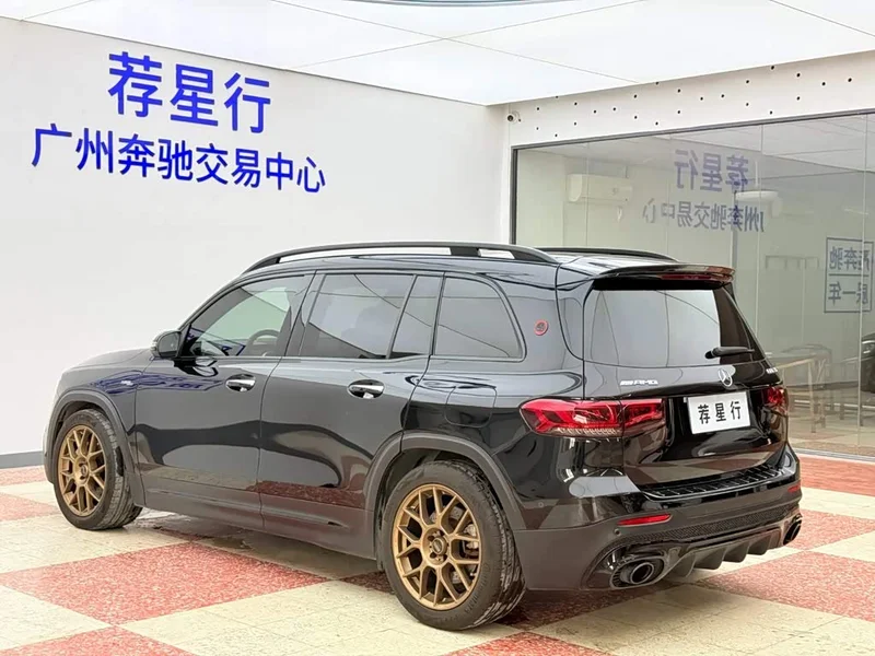 Mercedes-Benz GLB AMG — фото 7