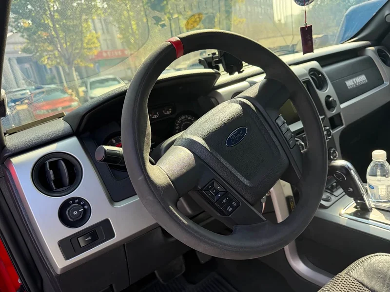 Ford F-150 Raptor — фото 6
